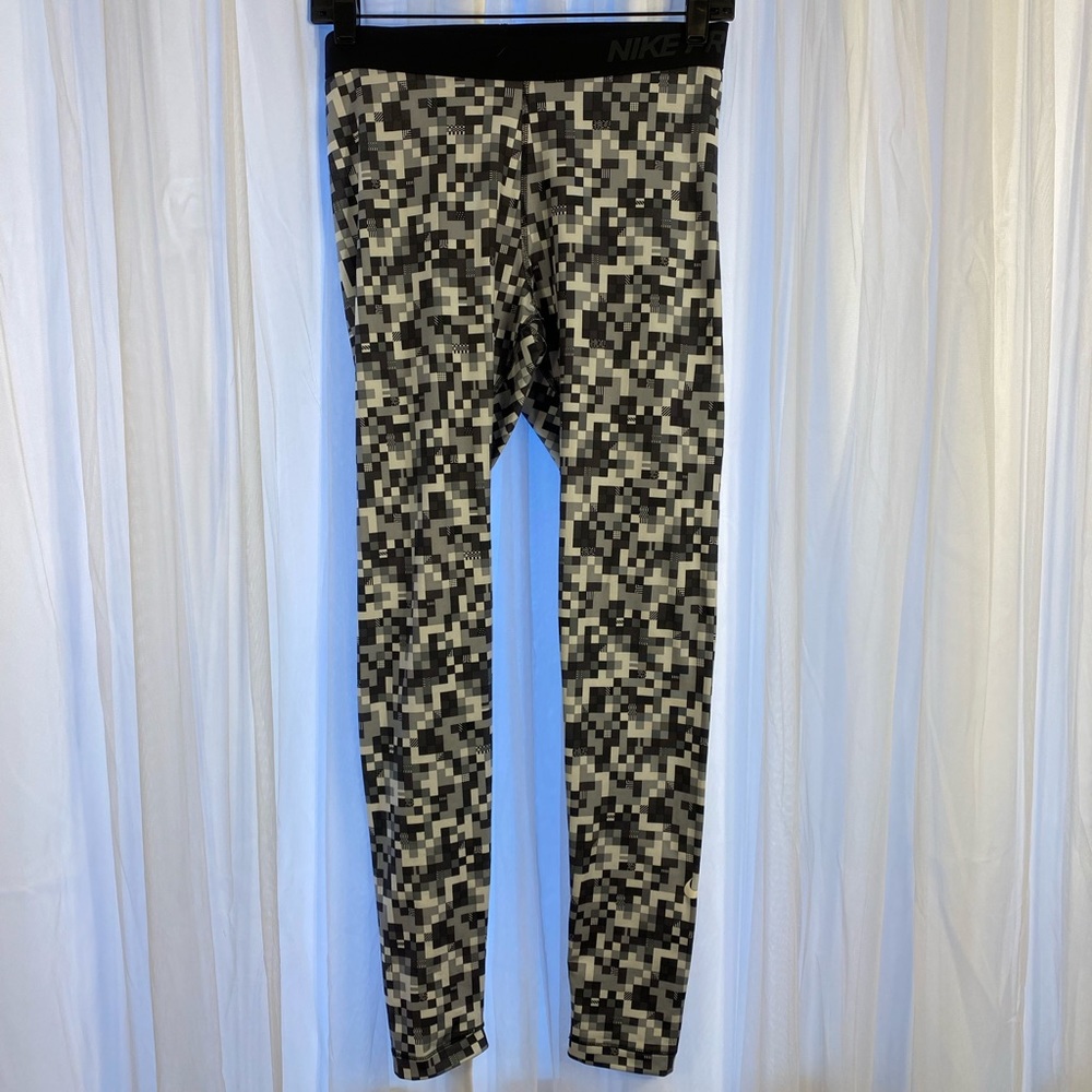 Nike Pro Dri-Fit Leggings